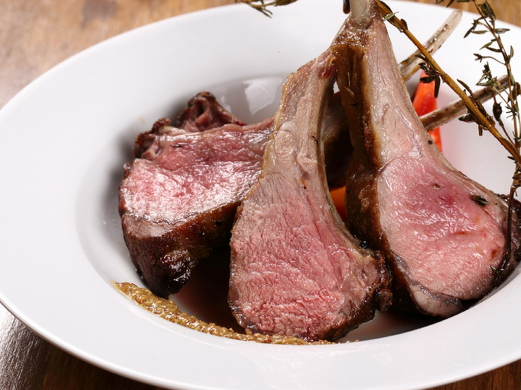 ニュージーランド産の希少なラムにこだわった『リパ・ラムチョップ』