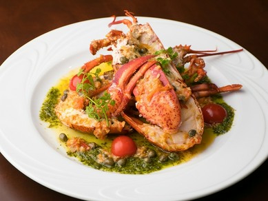 水槽から揚げた新鮮な素材を味わう『活 ロブスターグリル』