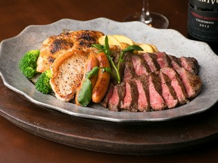 「黒毛和牛」を使ったステーキは、専門店の味わい
