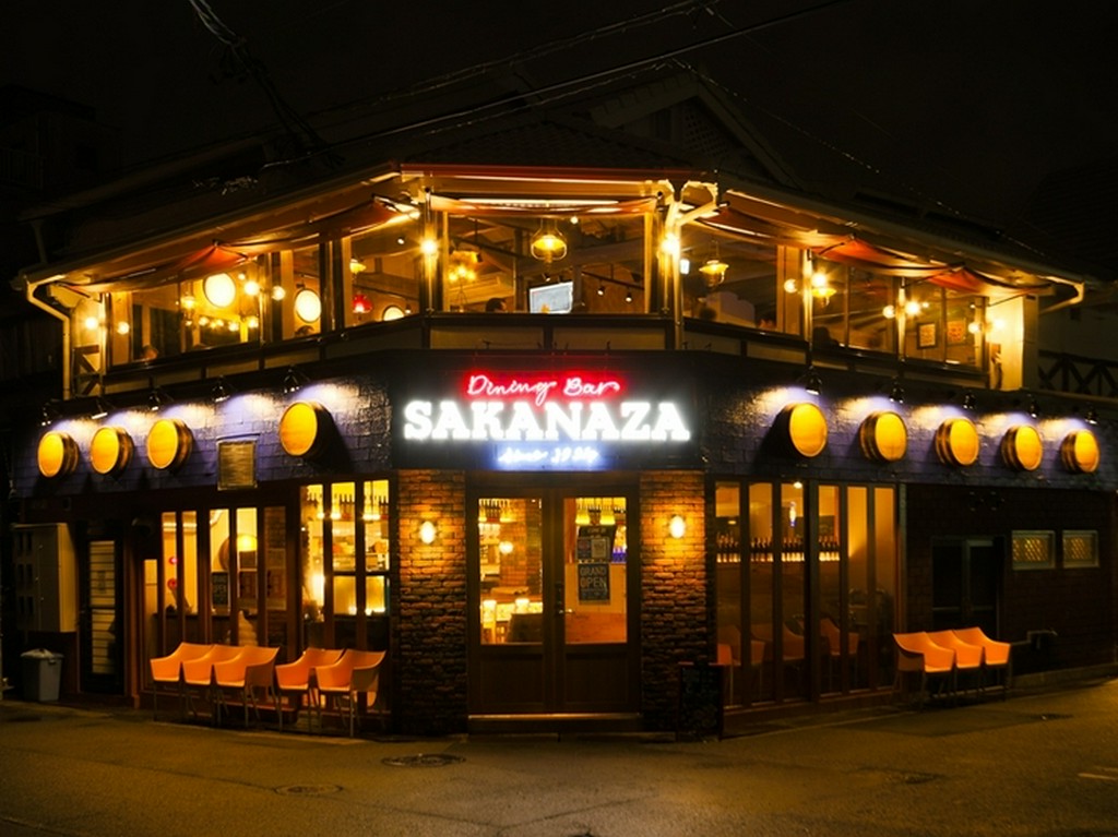 「港町を盛り上げる灯台になろう」をモットーに