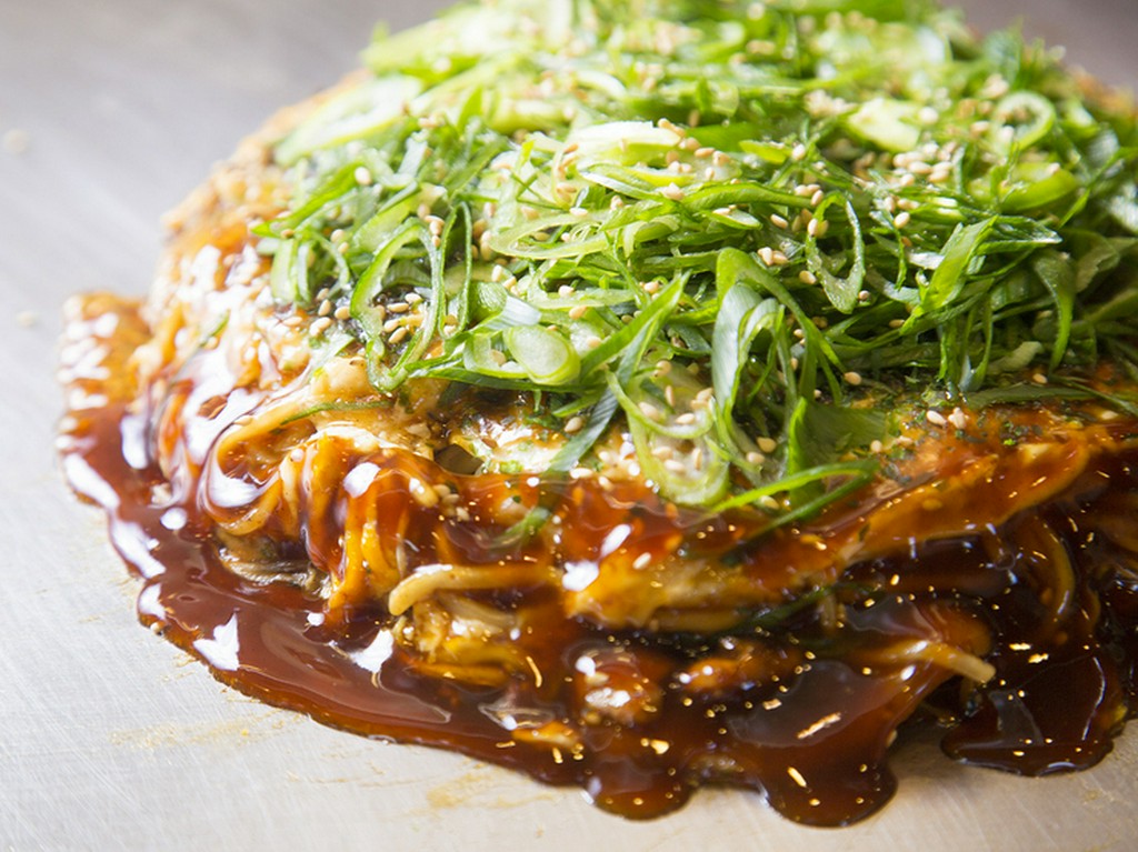 毎日広島から取り寄せるこだわりの生麺を使用				