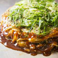 毎日広島から取り寄せるこだわりの生麺を使用				