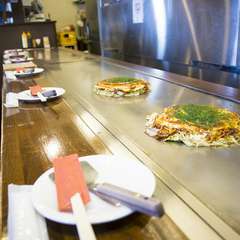 専用の焼きそば麺を毎日広島から直送				