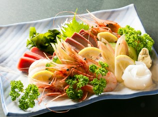 瀬戸内海の新鮮な食材を仕入れているので、旬の魚を楽しめます