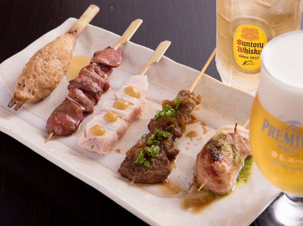 予算に応じて選べる。飲み放題も付けられるコースメニュー