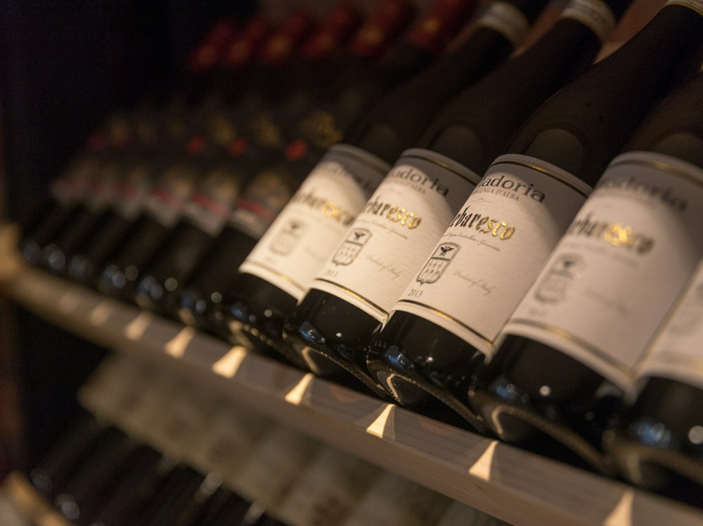 イタリアのワインやビールを取り揃え