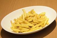French fries with parmesan
フライドポテトとパルメザンチーズ