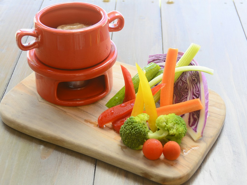 バーニャカウダ (BAGNA CAUDA)