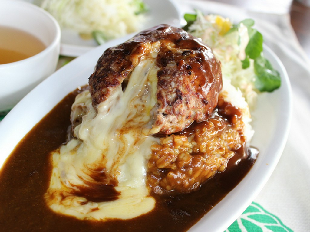 チーズオーブン焼きハンバーグカレー