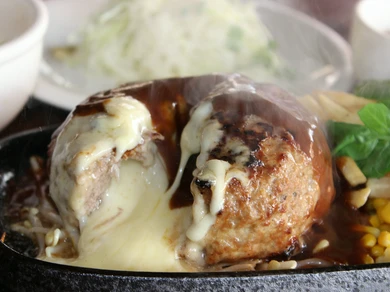 ココが元祖！『チーズオーブン焼きハンバーグ』