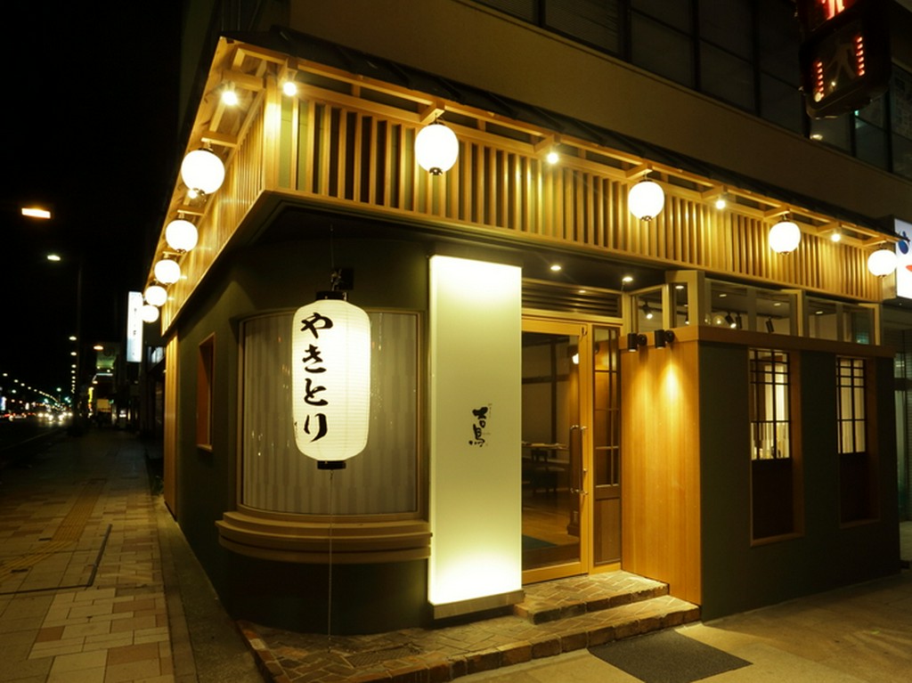 健軍電停目の前。ゆっくり飲んでも帰りやすいのが魅力