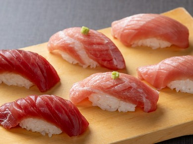 ふぐ・鮮魚仲卸直営ならではの新鮮なネタが揃う『本格板前寿司』