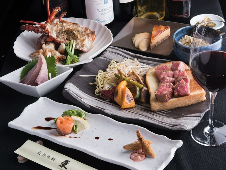 お肉、魚介、野菜・・・、盛りだくさんのよくばりコース