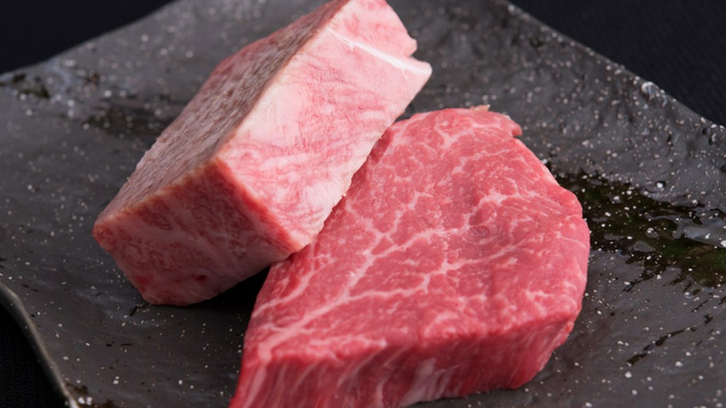 A5ランクの黒毛和牛を厳選仕入れ。贅沢な旨みと香りを楽しんで