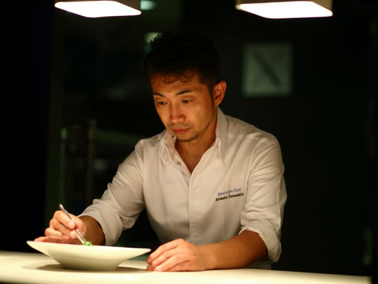 お客様の笑顔の為に、居心地よい空間づくりに努めて