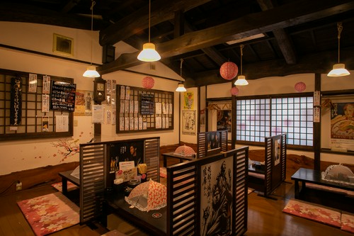 掘りごたつテーブル席