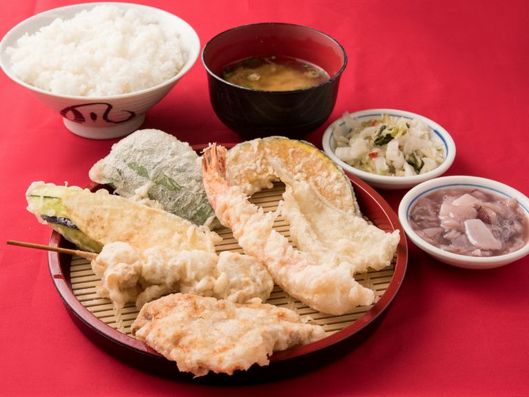 ココが元祖!天ぷらと一緒に楽しむ塩辛