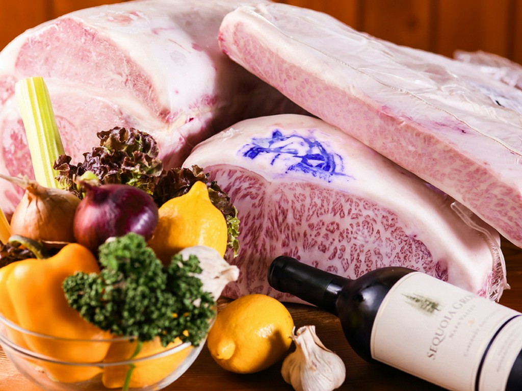 地元ならではの上質な肉が、存分に堪能できる