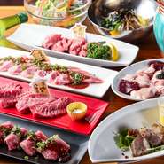 お店自慢の肉料理をコースで味わうなら、『満足5000円コース』を注文してはいかがでしょう。特上の肉も入った豪華なコース内容に驚き。ワインやマッコリ、ビールなどドリンクも豊富なので、宴も盛り上がります。