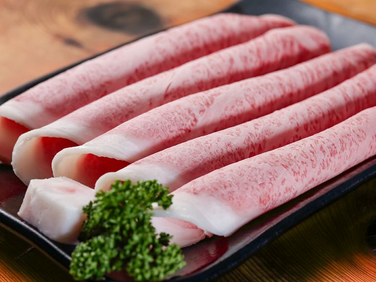 選び抜いたA5ランクの肉のみを使用 特上焼きしゃぶ』