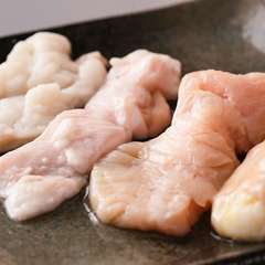 脂の甘味と旨みを存分に満喫。柔らかな食感を堪能する『マルチョウ』