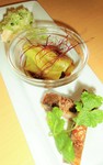 本日オススメの前菜三種を盛り込みました。 詳細はスタッフまでお問い合わせください。