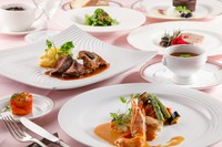 季節を感じる特別なディナータイムを本格フレンチで楽しむ『8000円コース』