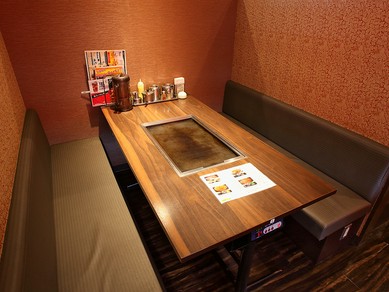 デートや記念日での食事会、また様々なご宴会に