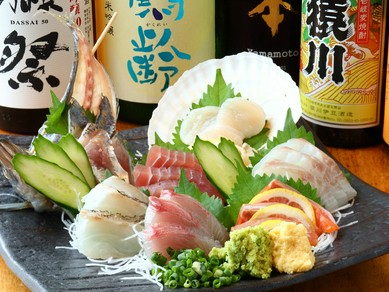 プレミアムな日本酒や、お酒に合うメニューも充実