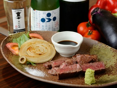 芋・麦を中心に、食中酒として優れた味わいを厳選。隠し焼酎も!