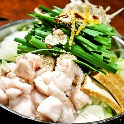 京風もつ鍋と肉刺しが堪能できるお手頃なコースです！