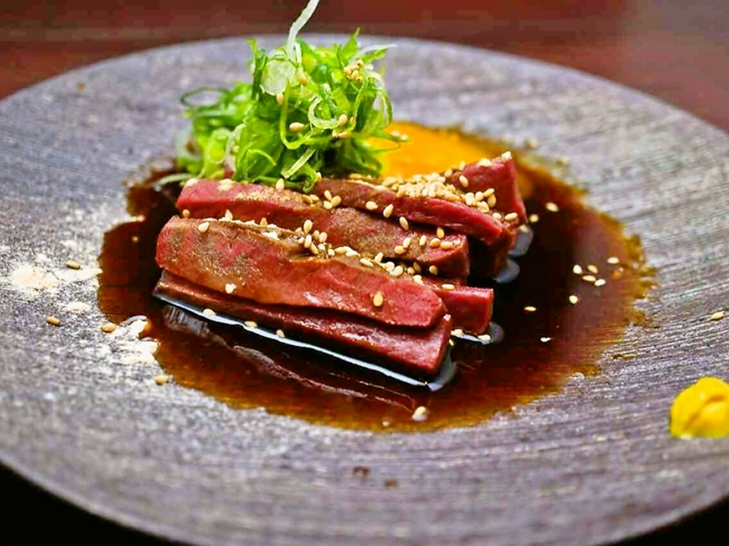 地上８Fからの絶景×最新のナマ肉料理を渋谷で！