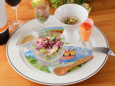 自家菜園でつくる季節の恵みを創作料理に『冷製野菜料理』