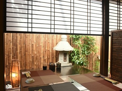 料亭風の心地よい空間で、大切な人との会話を堪能する
