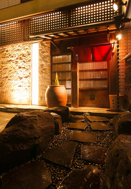 落ち着いた風情漂う佇まい