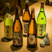 こだわりの日本酒は山形の地酒3種類、宮城県のものを7種類ラインナップ。「蔵王」や「伯楽星」、「上喜元」など、料理と共に愉しみたいお酒が勢ぞろい。併せてご賞味ください。