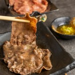 シャトーブリアンならぬ、シャトーブリ「タン」。希少部位!タン元を使用。柔らかく脂がのっています。