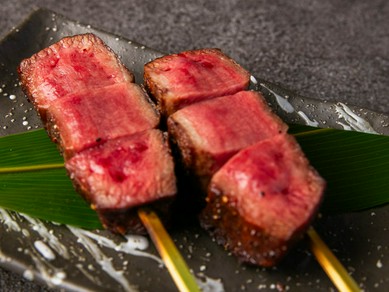 【数量限定】名物！厚切り牛タンレア串　1本
