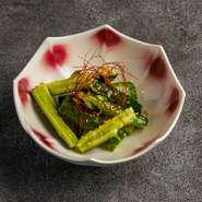 パリッと爽やか。ごま油香る箸休めの定番おつまみ。