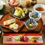 ランチタイム限定コース。女子会やママ会などプライベートシーンにおすすめです。※写真は一例となります