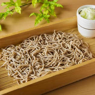 〆に是非！六金オリジナルの『田舎蕎麦』