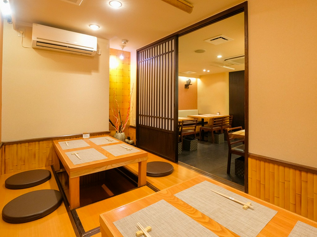 家族や友人など、大切な人の記念日の場にふさわしい個室