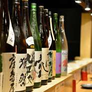 日本酒は、飲み比べに最適な60mlと1合サイズから選択