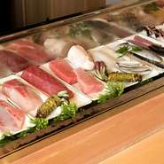 オーナー自らが地元のお魚を南知多まで買い付けしています。