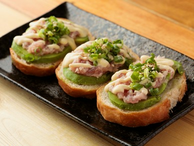 ビールだけじゃない！ワインにも合う料理がズラリ