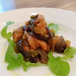 季節の変化に合わせて、使用するお野菜が変わります。
写真はパレルモ風茄子のカポナータ