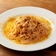 ★3日前までにご予約をお願い致します。

☆乾杯用にスパークリングワインをサービス致します！

★皆様でお取り分けいただくスタイルです。
★飲み放題はございません。
★仕入れ状況により、メニューを変更する場合がございます。ご了承下さいませ。