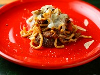 トルッキオマシンで作るヴェネト料理にはかかせない伝統的なパスタ