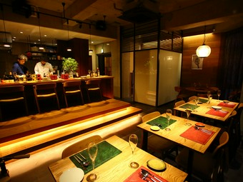 デートのお食事に、ゆっくり語らうひと時に最適