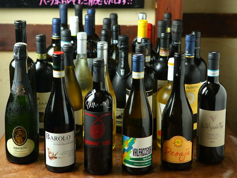イタリア産のワインだけにこだわり、各地の美味しいワインを網羅